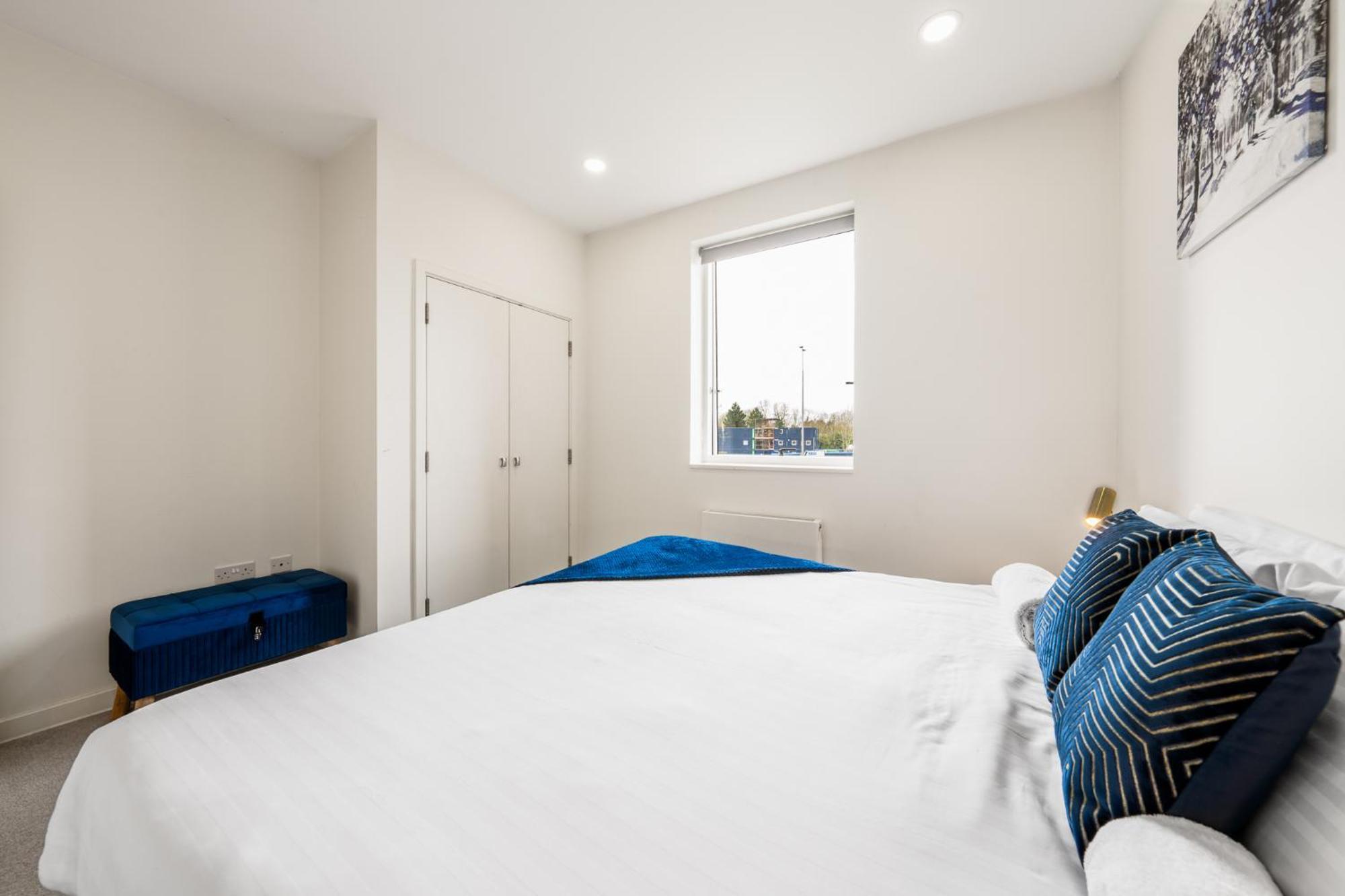 Luxury 1 Bedroom Serviced Apartment With Roof Terrace & Gym Stevenage Eksteriør bilde
